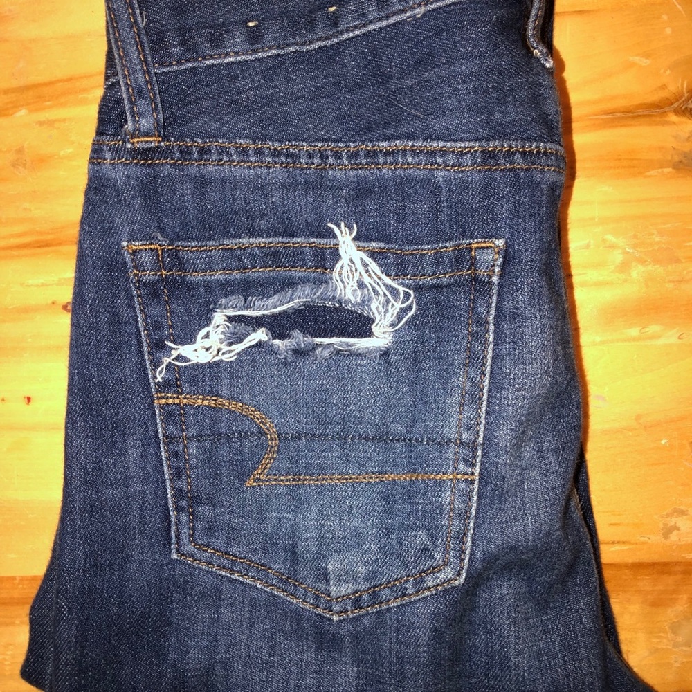 American Eagle Vintage High Rise Jeans